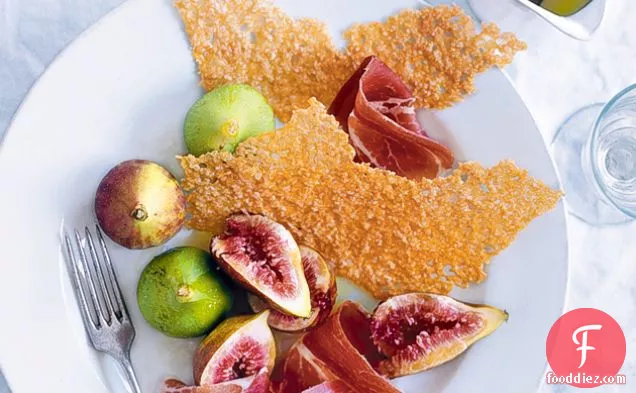 Fresh Figs With Prosciutto And Parmesan Crisps