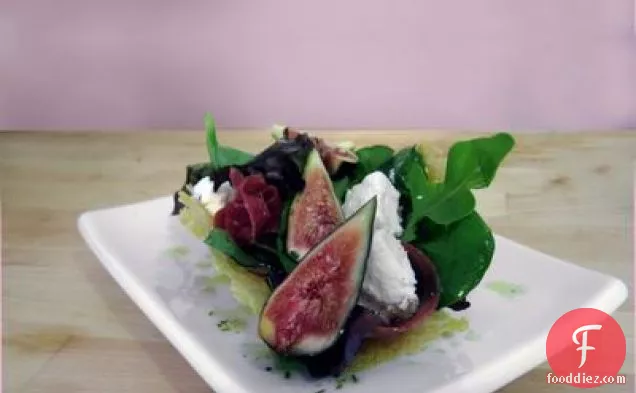 Fig, Prosciutto And Goat’s Cheese Salad With Citrus Vinaigrette