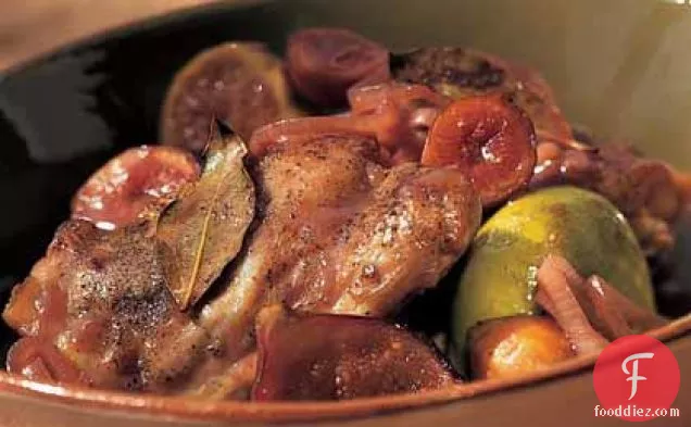 Braised Chicken Thighs with Figs and Bay Leaves