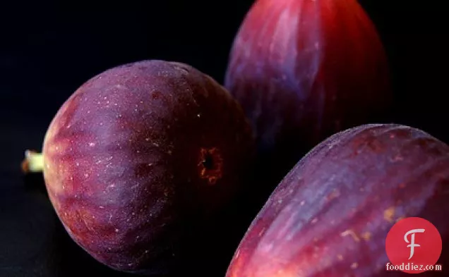 Black Genoa Figs With Buffalo Mozarella 