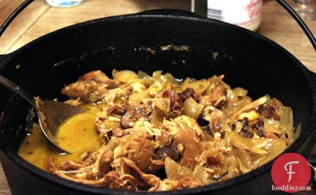 नींबू, जैतून और अंजीर के साथ चिकन स्टू