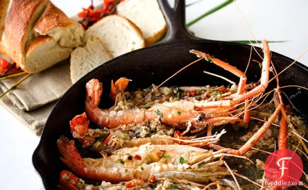 लहसुन भुना हुआ हत्यारा केकड़ा झींगा