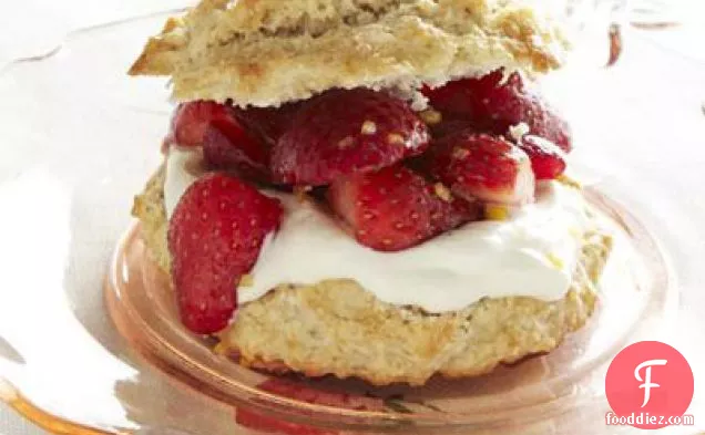 Healthy Makeover: Strawberry Shortcakes