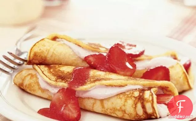 Strawberry Pancake Roll-ups