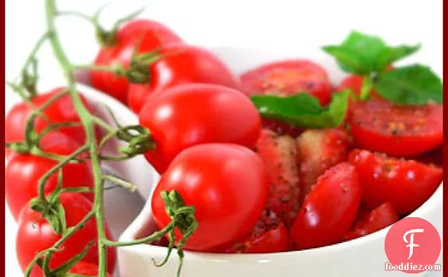 Tomato Strawberry Salad