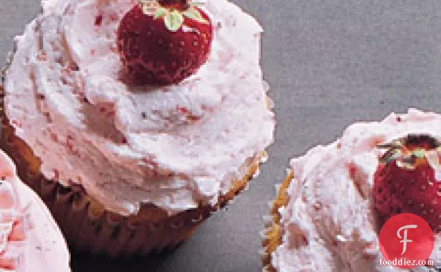 Strawberry Cupcakes With Strawberry Buttercream