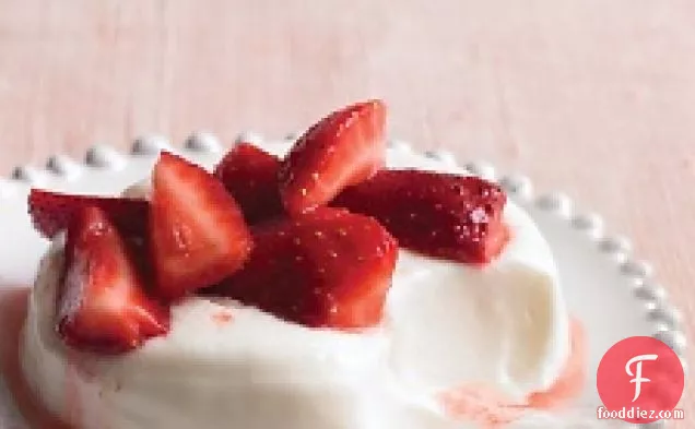 Buttermilk Creams With Strawberries