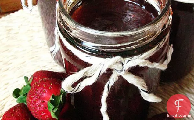 Balsamic Strawberry-mango Jam
