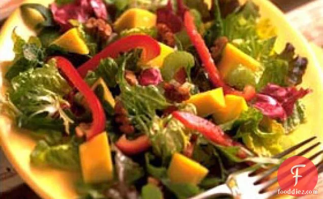 Mango & Mixed Greens Salad