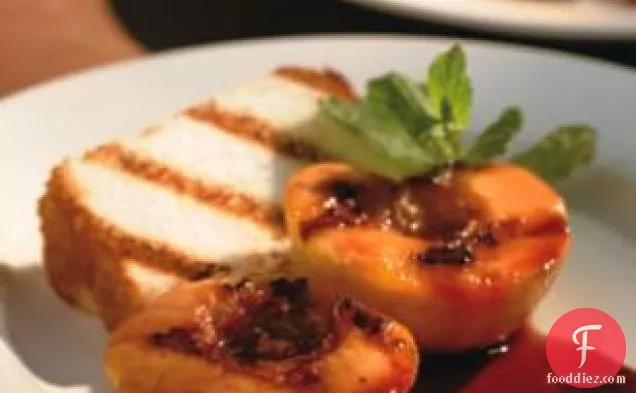Grilled Peaches & Angel Food Cake With Red-wine Sauce