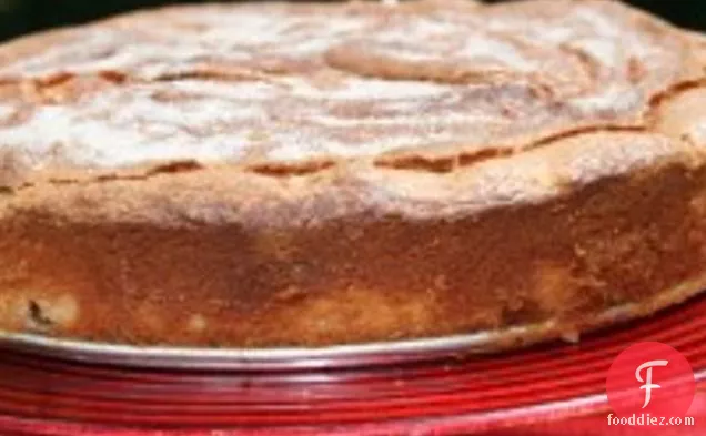 Cinnamon-apple Cake