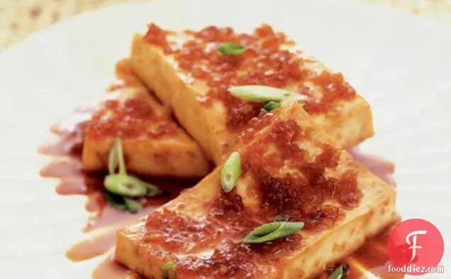 Braised Tofu in Caramel Sauce (Tau Hu Kho)