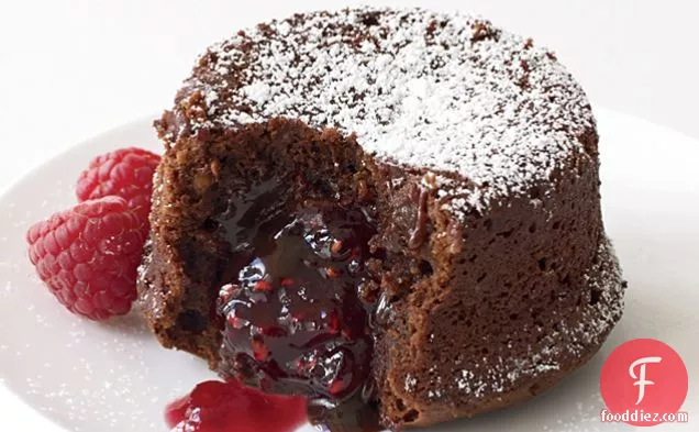 Molten Chocolate Cake with Raspberry Filling