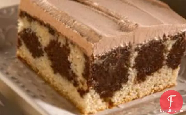 Chilled Chocolate Glazed Cake