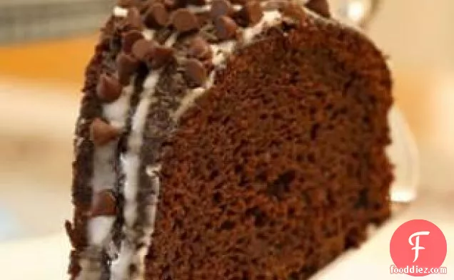 चमकता हुआ चॉकलेट-कद्दू बंडल केक