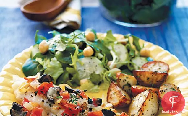 टमाटर और जैतून के साथ स्नैपर