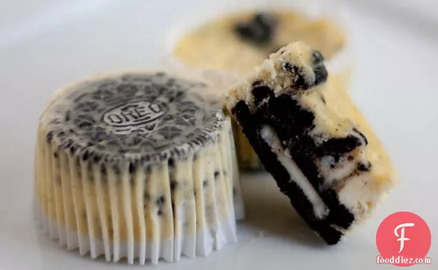 Cookies And Cream Cheesecake Cupcakes
