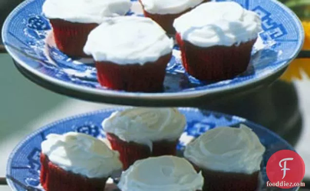 Easy Red Velvet Cupcakes