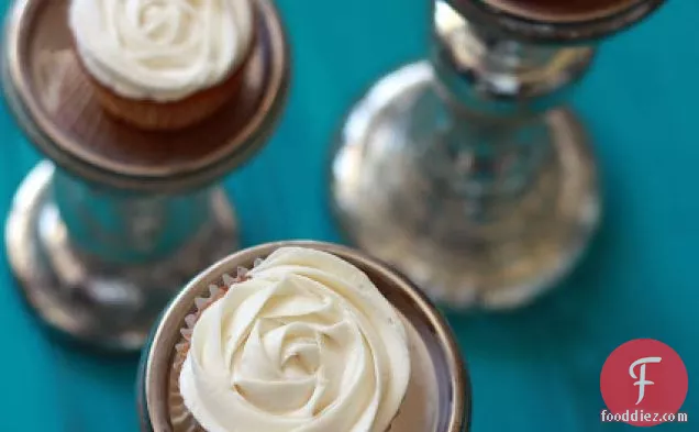 Magnolia's Vanilla Cupcake Recipe
