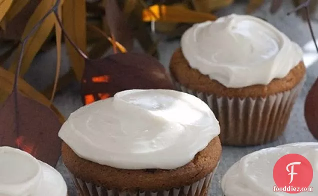Pumpkin Cupcakes with Maple Icing