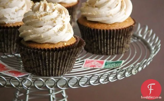 Pumpkin Brown Butter Cupcakes With Cinnamon Frosting