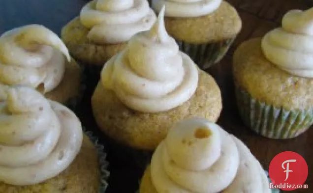 Pumpkin Spice Cupcakes With Peanut Butter Cream Cheese Frosting