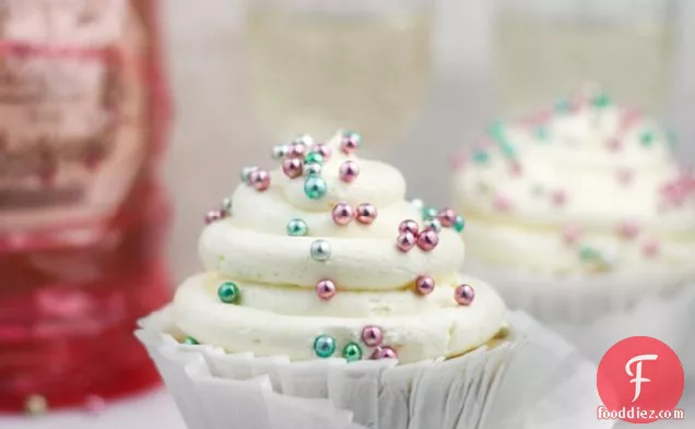 Sparkling Champagne Cupcakes