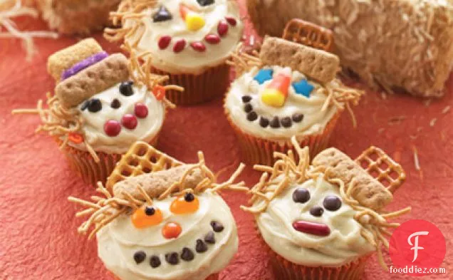 Smiling Scarecrow Cupcakes
