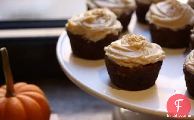 Pumpkin Cupcakes with Chai Cream Cheese Frosting