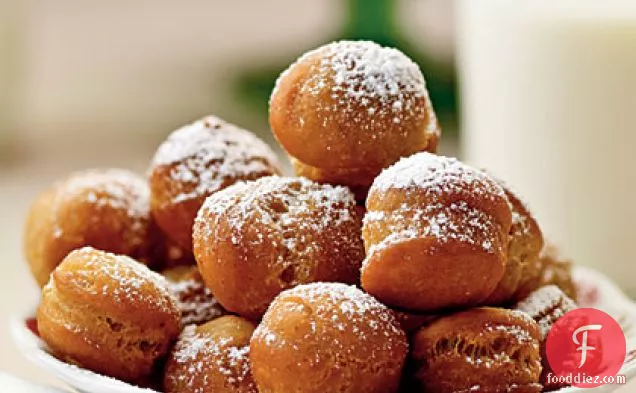 Raised Gingerbread Doughnuts and Holes