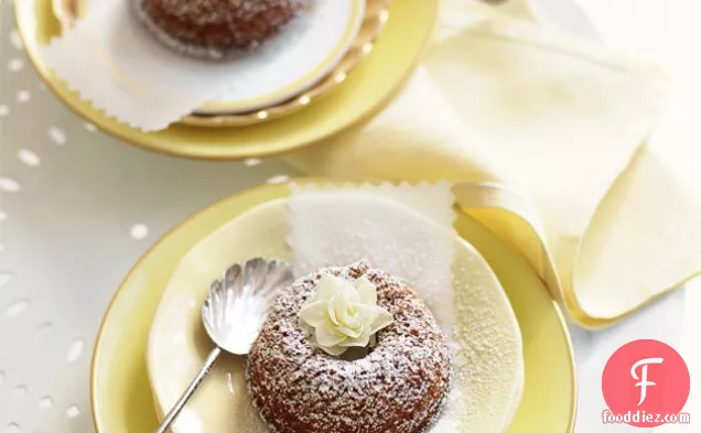 Honey And Gingerbread Bundt Cakes