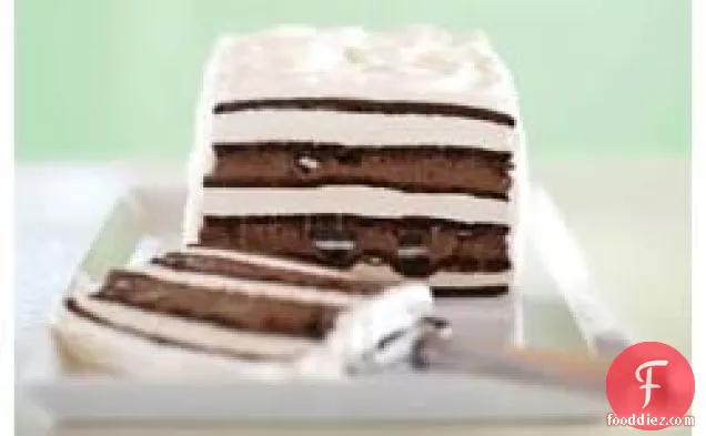 ओरियो और फज आइसक्रीम केक