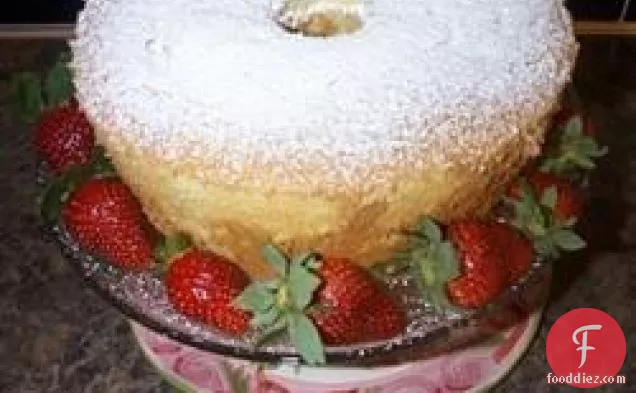 शानदार स्पंज केक