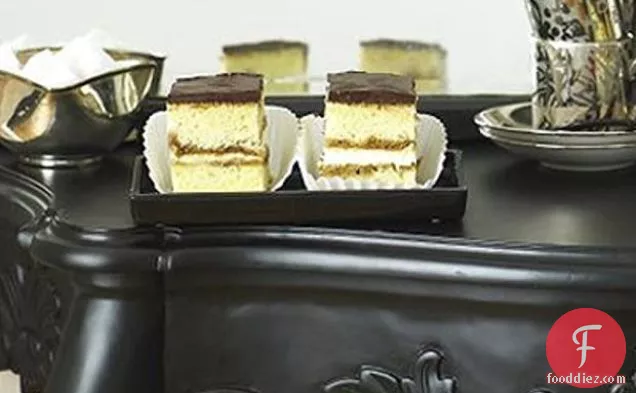 तिरामिसु केक