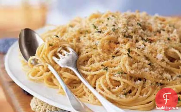 Spaghetti with Anchovies and Breadcrumbs
