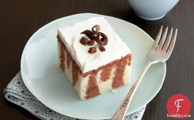 चॉकलेट ट्रेस लीच केक