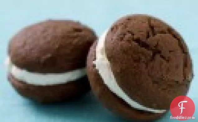 Classic Whoopie Pies