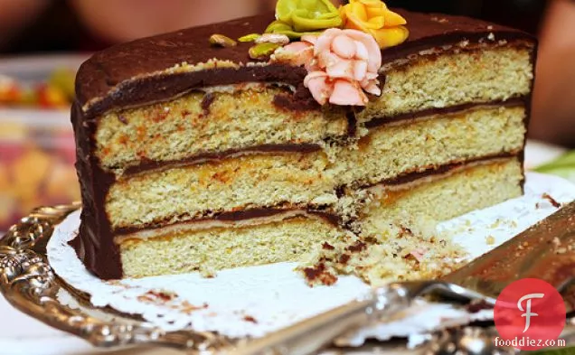 Pistachio Petit-four Cake