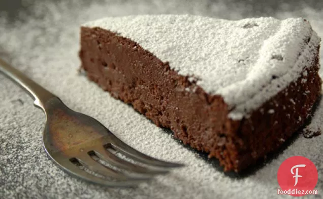 (लगभग) इंस्टेंट - 'फिक्स' चॉकलेट हेरोइन केक