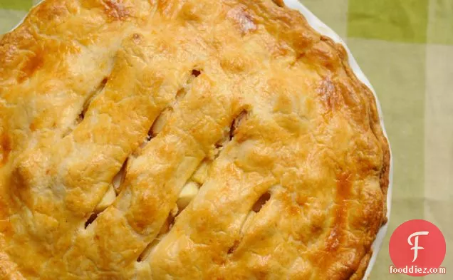 Brown Butter And Cheddar Apple Pie
