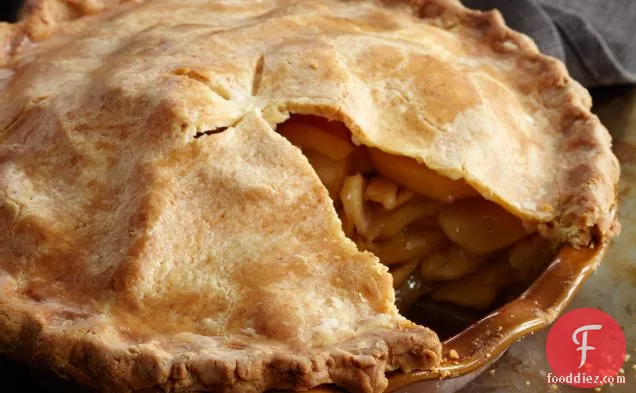 Deep-Dish Apple Pie with a Cheddar Crust
