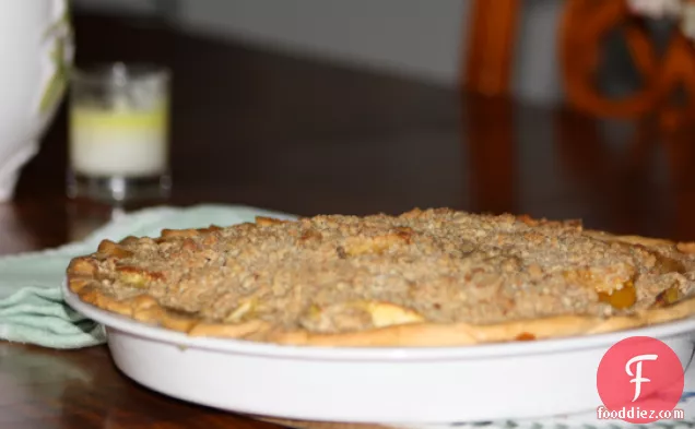 July 4th: Apple And Mango Crumble Pie