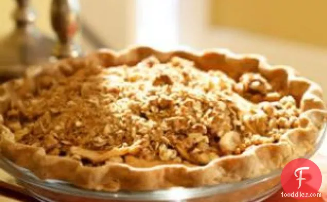 Oatmeal-nut Crunch Apple Pie