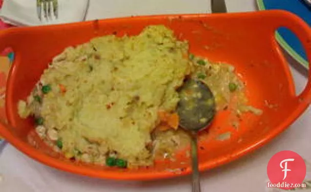 Chicken And Garlic-herb Potato Shepherd's Pie