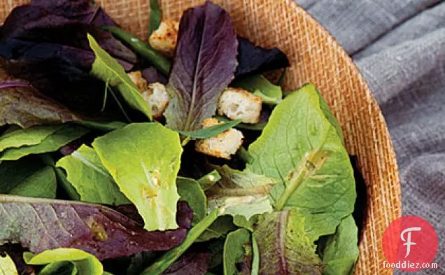 Green Bean Caesar Salad with Baby Romaine Lettuces