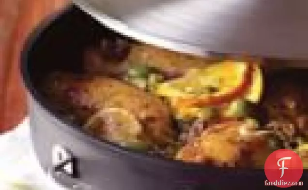 मेडिटेरेनियन वाइन सॉस के साथ ब्रेज़्ड चिकन