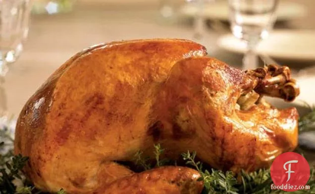 Farmhouse Roast Turkey with Rosemary Gravy