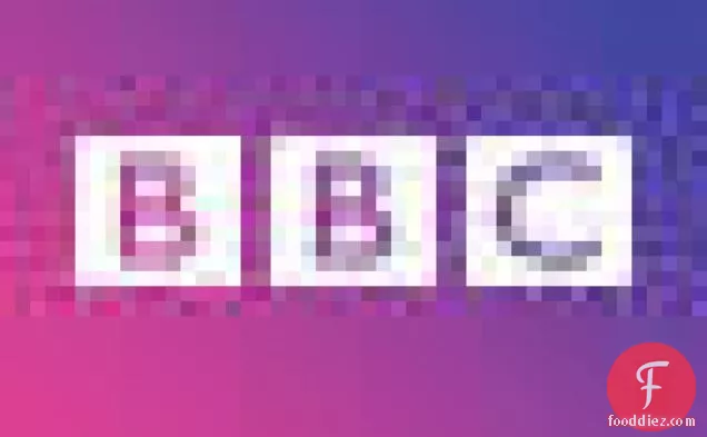 झींगे और कोरिज़ो के साथ स्पेनिश चावल