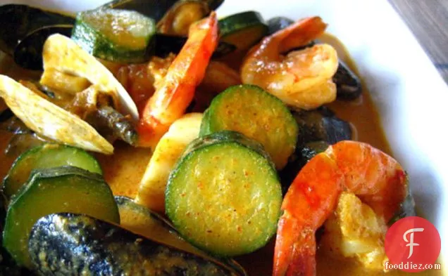 Thai Yellow Curry With Seafood Recipe