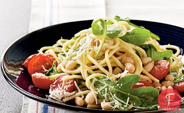 Garlicky Spaghetti with Beans and Greens